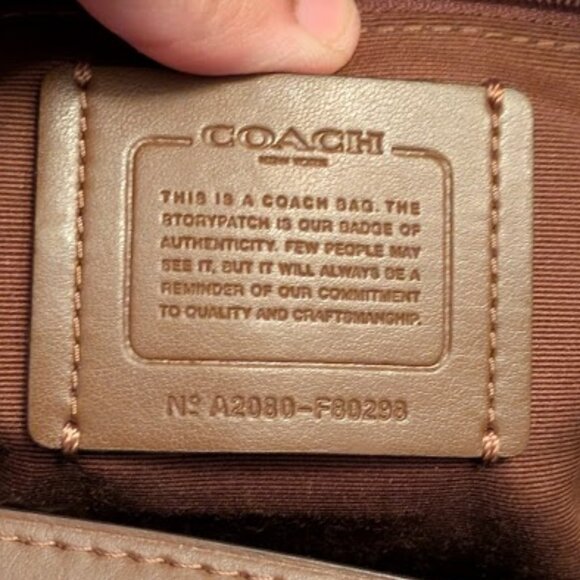 ⬇️PD⬇️O2 COACH Hallie Shoulder Signature Canvas (NWOT) - Picture 11 of 15